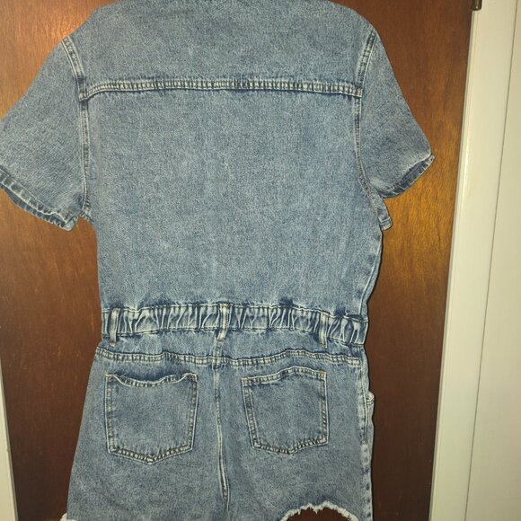 Jean button up romper Sz 14 - Picture 3 of 3